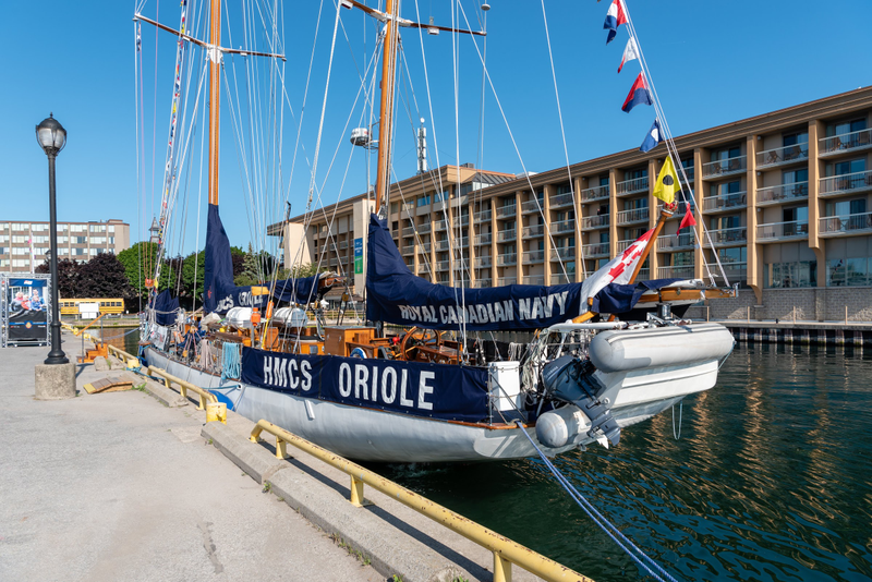 Illustration for article titled HMCS Oriole at Crawford Wharf in Downtown Kingston